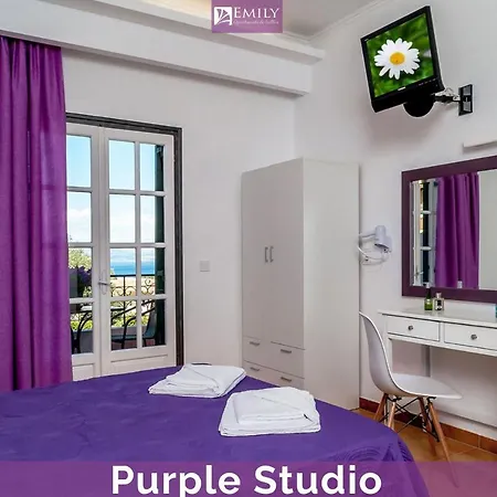 Emily - Adults Only Aparthotel 3*