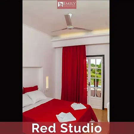 Emily Dassia (Corfu)