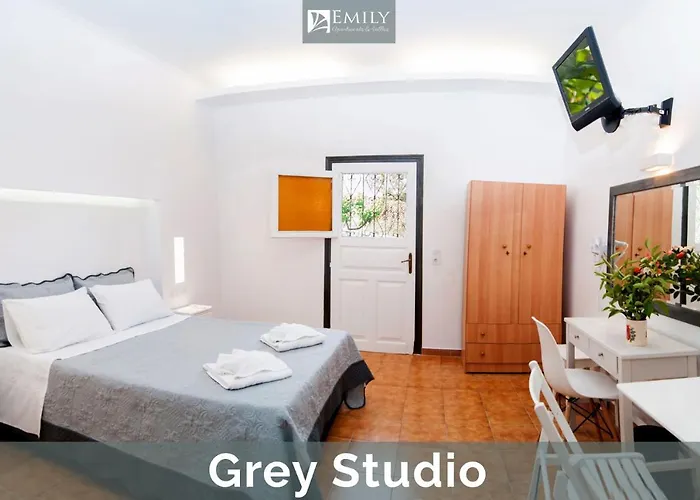 Emily Aparthotel 3*